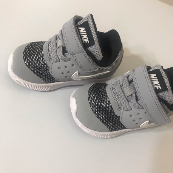 Nike Roshe One infant shoes - Picture 2 of 7